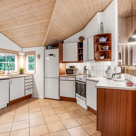 Ronna - 2-2km From The Sea By Interhome Casa vacanze