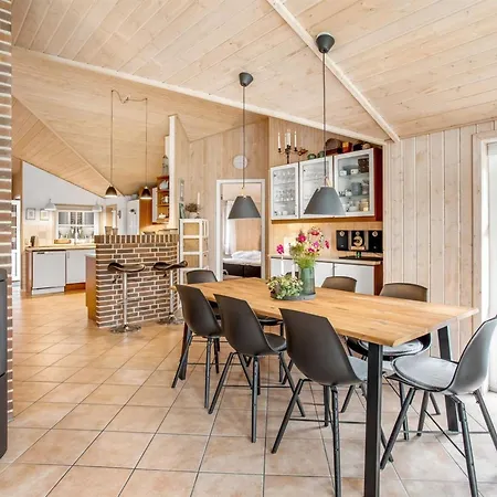 Ronna - 2-2km From The Sea By Interhome Blåvand